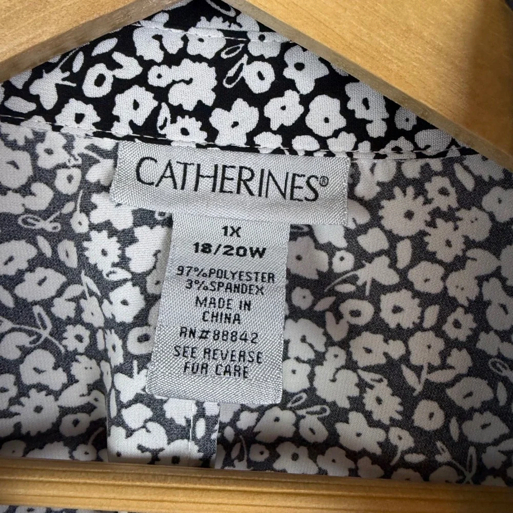 Catherines Black‎ Floral Button Down Shirt Size 1X Comfy Stretch Office Neutral